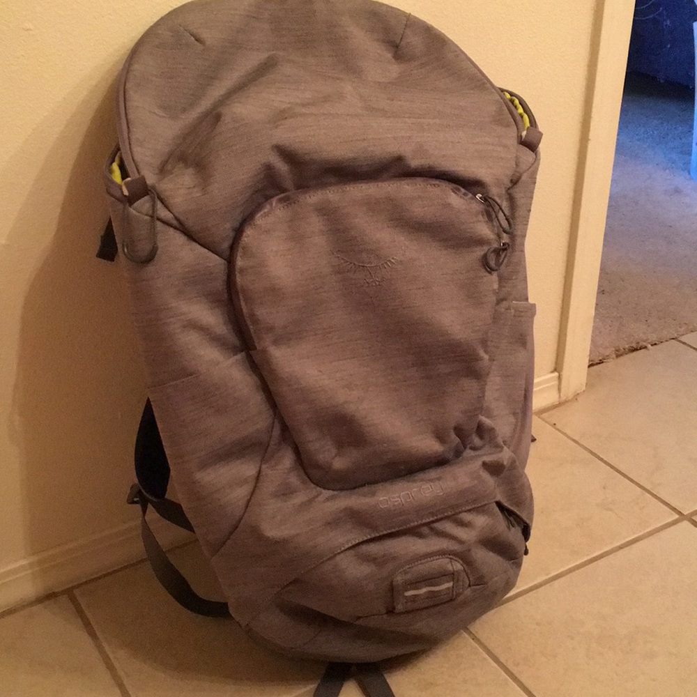 Like new osprey hiking backpack